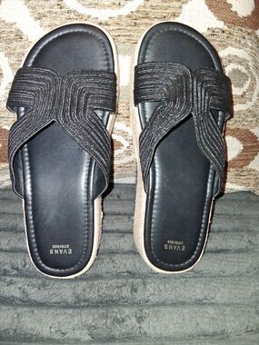 Evans Women's Black Cross-Strap Slide Sandals